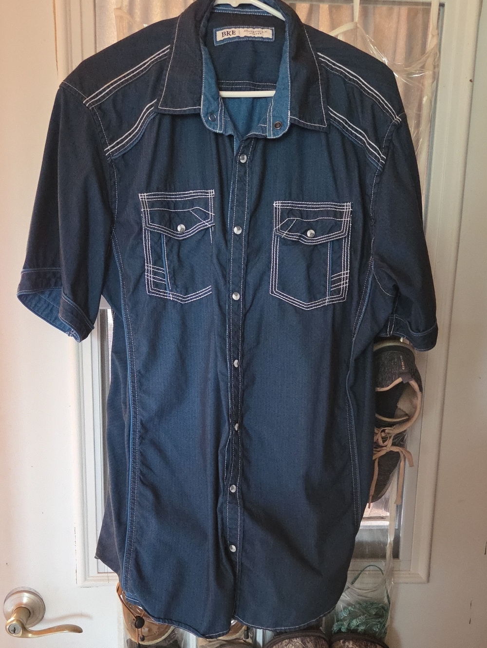 BKE Dark Blue Short Sleeve Pearl Snap Shirt with Contrast Stitching